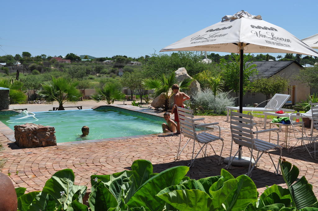 Etotongwe Lodge Оучо Экстерьер фото